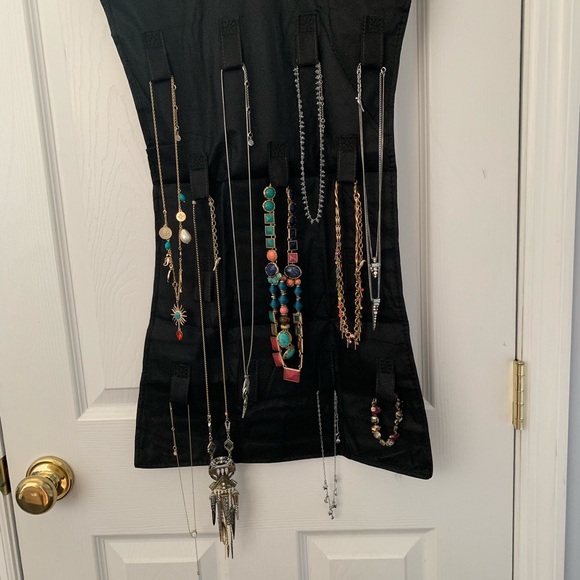 ONE LEFT! Hanging Double-Sided Jewelry Organizer - Picture 5 of 8